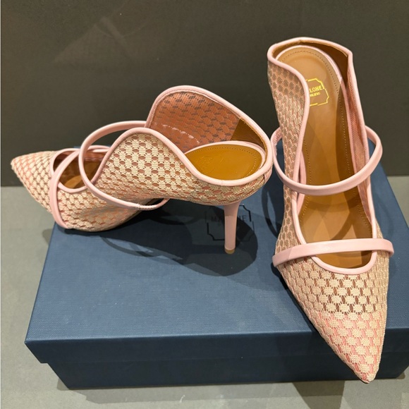 Malone Souliers Maureen 85mm Light Pink Lace Mules - Picture 2 of 5